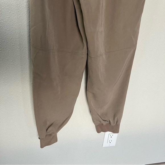 Rag & Bone NWOT Crepe Jogger Pant Clay Tan Beige Zip Ankles Casual Women’s Large - Picture 11 of 13
